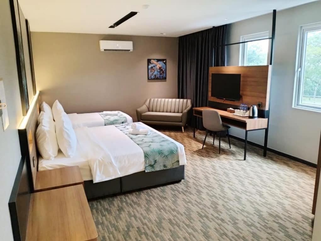 Nb Hotel Johor Bahru Dış mekan fotoğraf