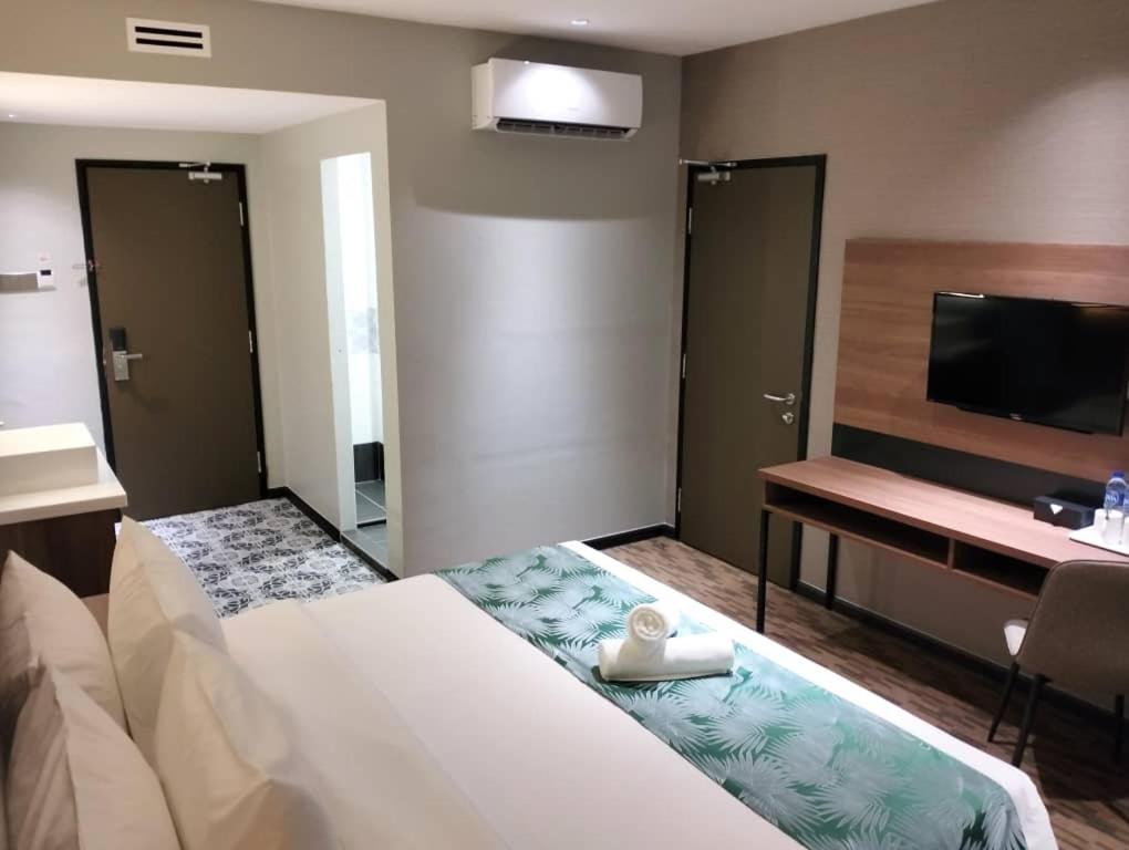 Nb Hotel Johor Bahru Dış mekan fotoğraf