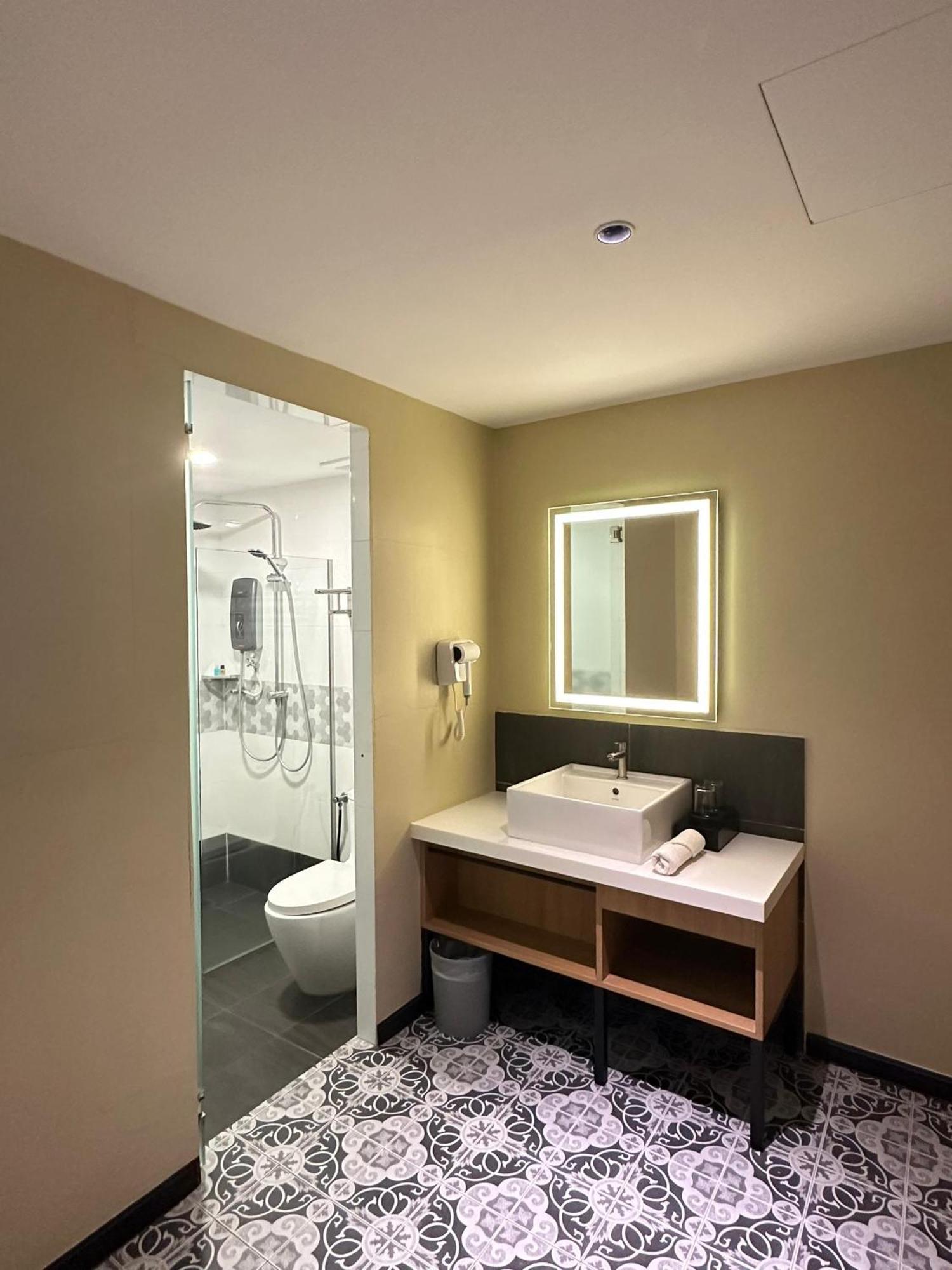 Nb Hotel Johor Bahru Dış mekan fotoğraf