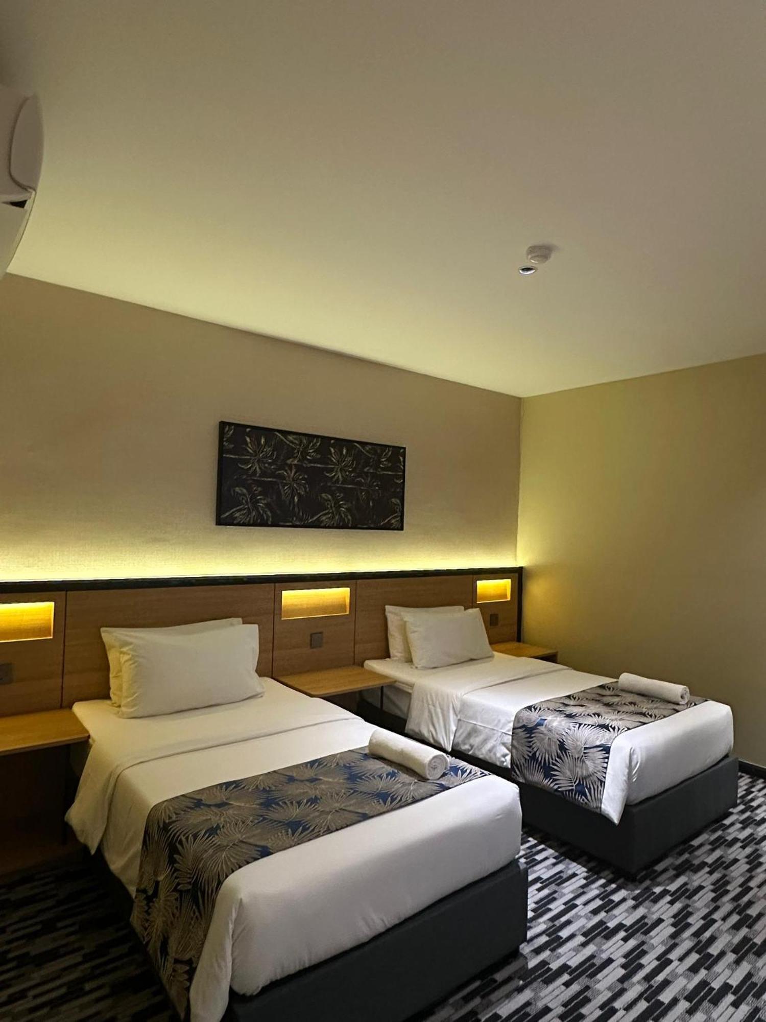 Nb Hotel Johor Bahru Dış mekan fotoğraf