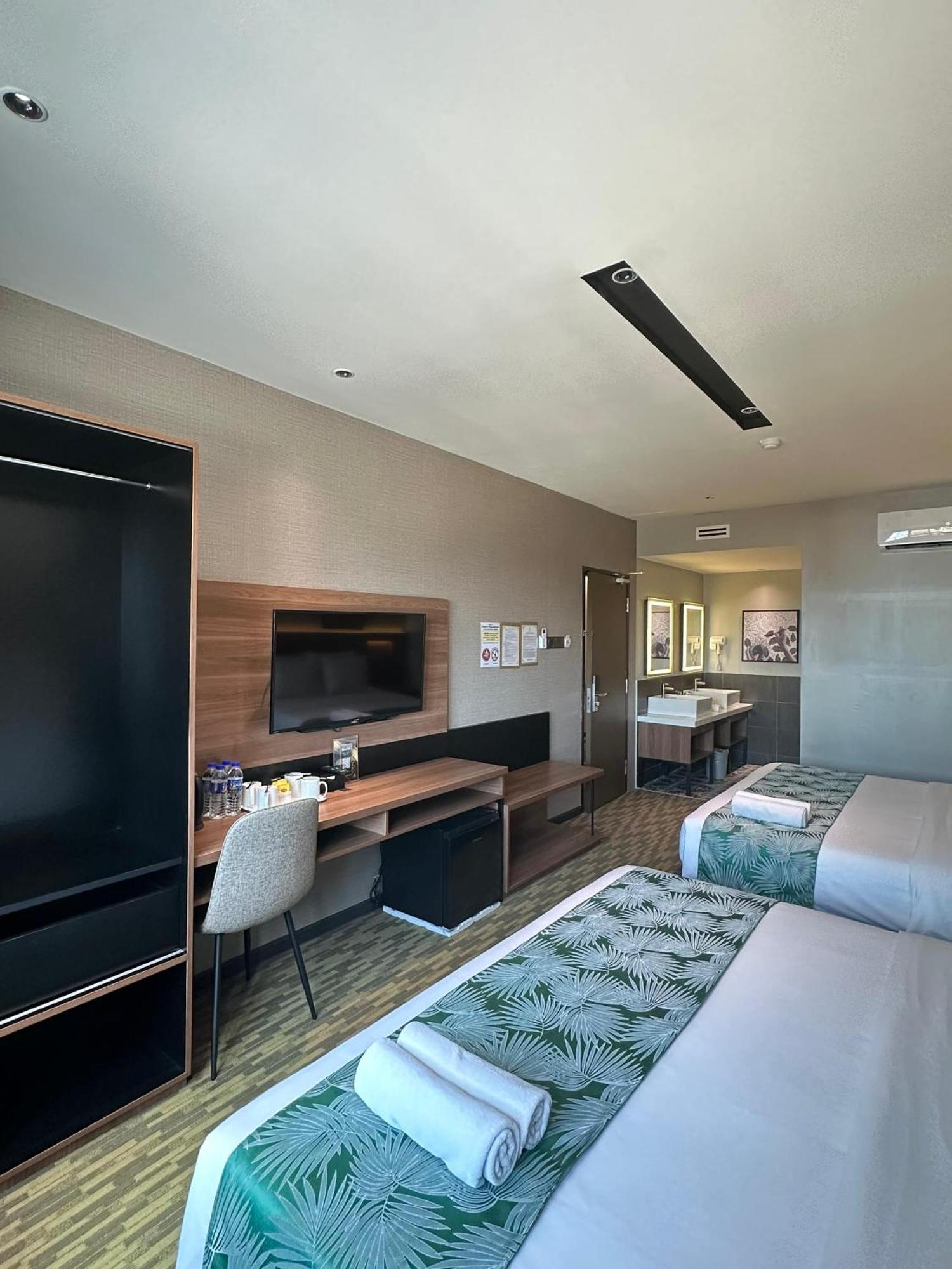 Nb Hotel Johor Bahru Dış mekan fotoğraf